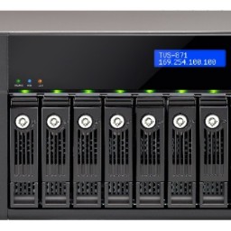 هارد تحت شبکه کیونپ TVS-871 i5 8G
