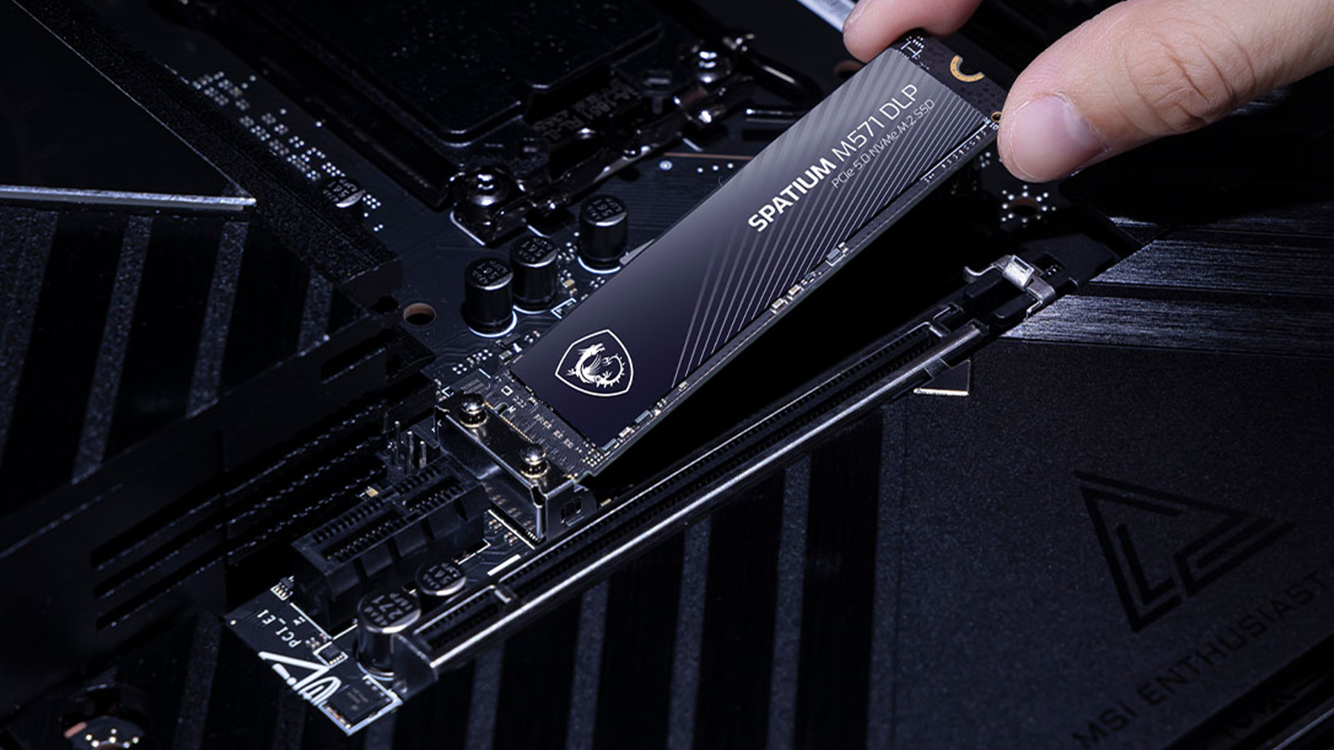 روایت جسورانه از MSI SPATIUM M571 DLP با قلب Gen5؛ ترکیبی از سرعت، استقامت و حفاظت داده